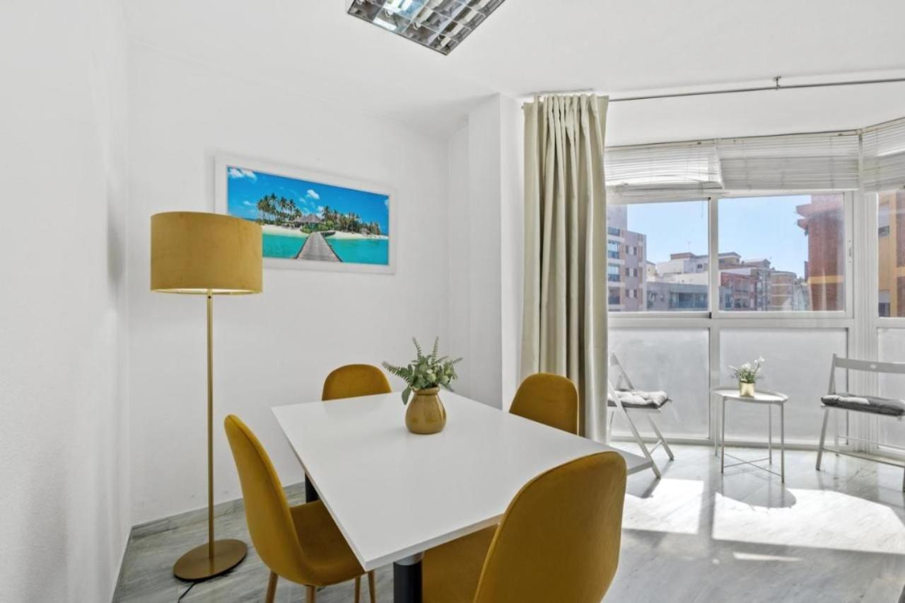 Apartmán Apartamento Luminoso Cuarteles Màlaga Exteriér fotografie